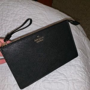 Kate spade wristlet never used